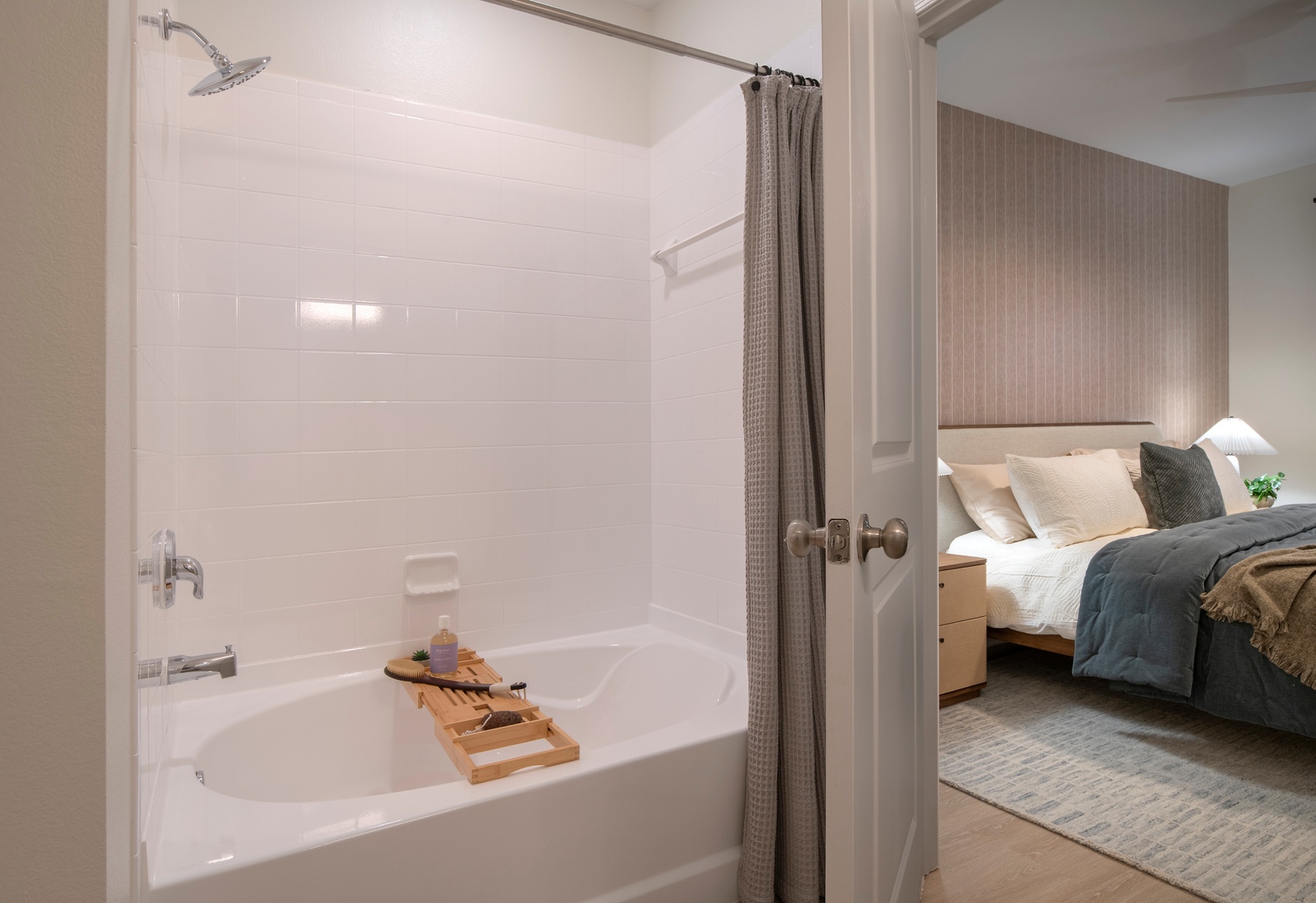 Bathtub