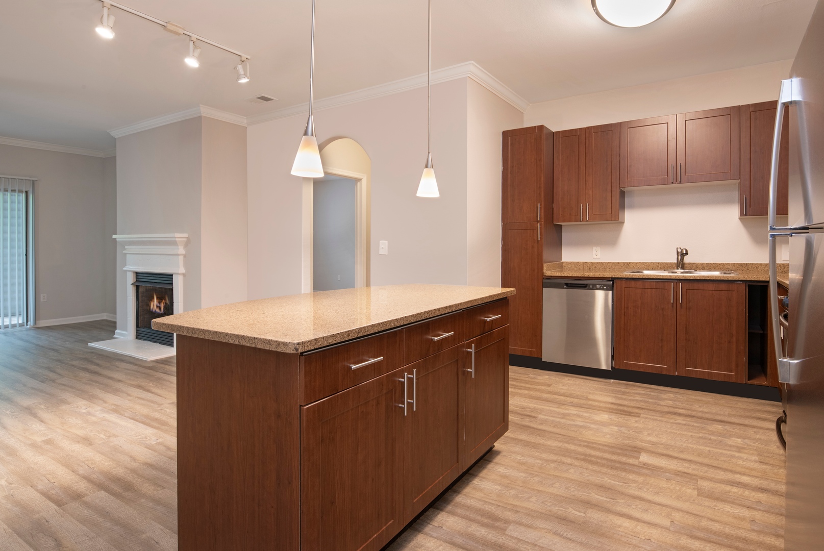 Spacious gourmet kitchen