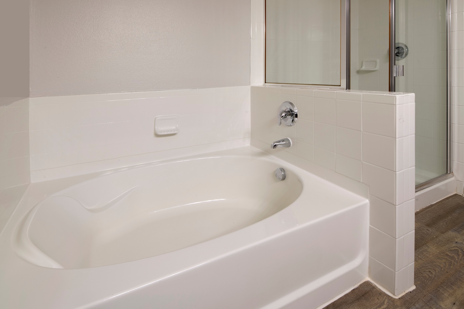 Spacious bathroom with soaking tub